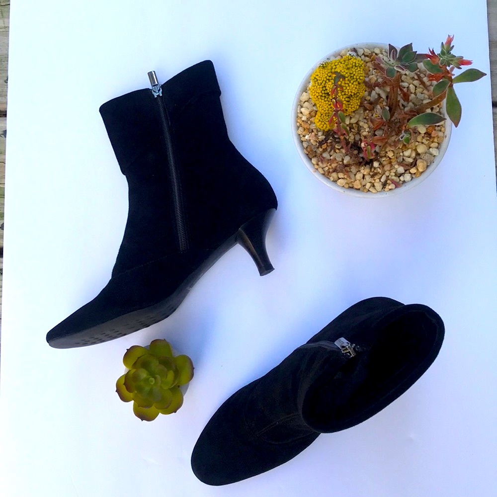Aquatalia by Marvin K. Ellie Black Nappa Booties - Picture 2 of 8